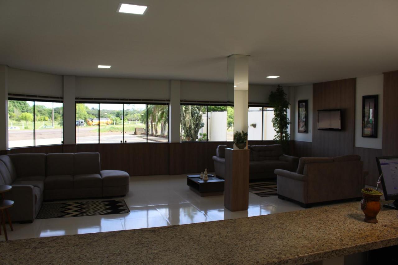Terra Do Chimarrao Hotel Venancio Aires Exterior photo